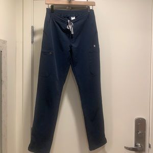 Women’s FIGS scrub pants. Size XS.